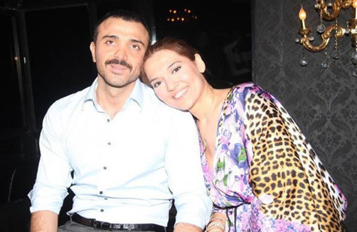 Demet Akalın Okan Kurt icra şokunu atlatamadan boşanıyorlar mı?
