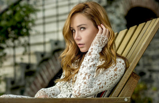 Burçin Terzioğlu'ndan botoks iddialarına sert yanıt!