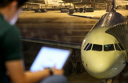 Diyarbakır Havalimanı’nda ışıklar sönünce uçaklar tehlike atlattı