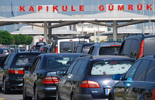 Kapıkule'de gurbetçi yoğunluğu başladı