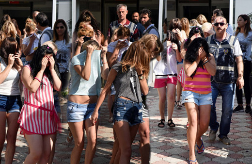 Fuhuş şebekesinin şifresine bakın uzun mu kısa mı