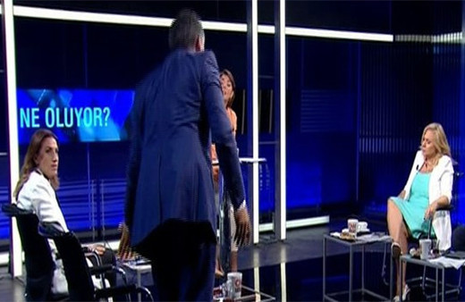 Nevzat Çiçek deliye döndü: Canlı yayını terk etti!