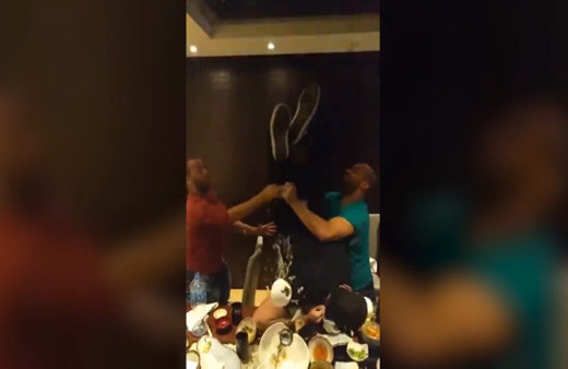 Restoranda amuda kalkmak isteyen gencin dramı