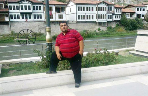 Oğluyla dalga geçmesinler diye 143 kilo verdi