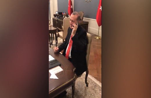  Erdoğan güreş şampiyonu Metehan Başar'la konuştu