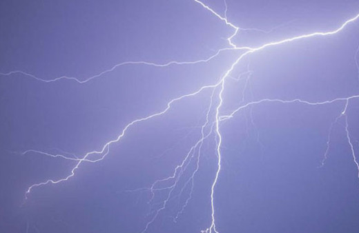 Manisa'dan korkunç haber yıldırım can aldı