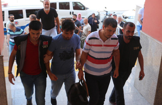 Kocaeli'de 6 FETÖ şüphelisi adliyeye sevk edildi