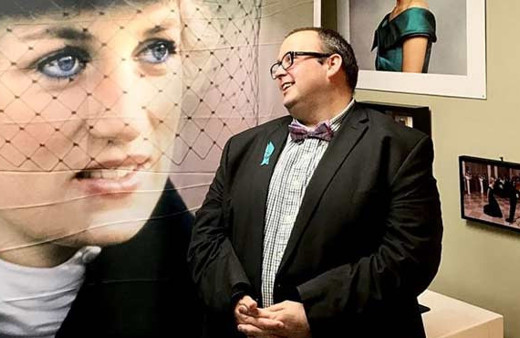 Prenses Diana'nın en tutkulu aşığı binlerce eşyaya bakın