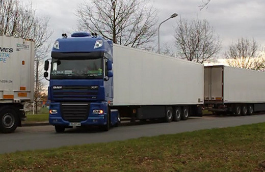 Usta TIR şoförü dediğin böyle olur