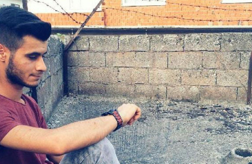 Selfie can aldı feci ölüm