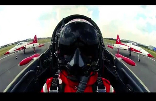 Türk Yıldızları Rusya’da gösteri yaptı  