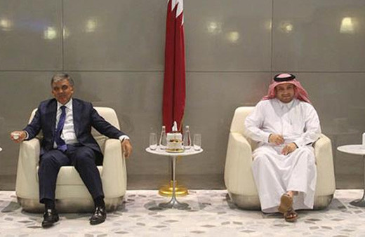 Abdullah Gül'den sürpriz Katar ziyareti