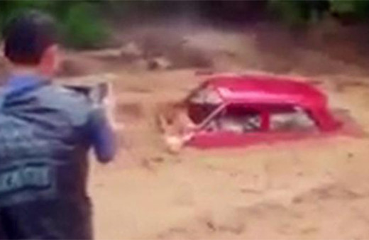 Türkiye kavrulurken o kentimizi sel vurdu!