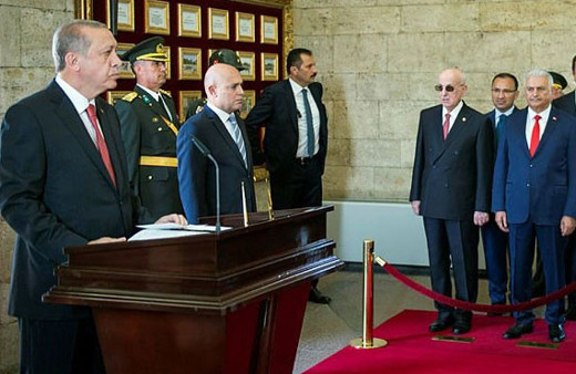 Erdoğan Anıtkabir Özel Defteri'ne ne yazdı?