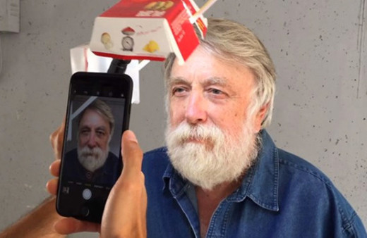 Hamburger kutusu ile sanatsal fotoğraflar çekiyor!