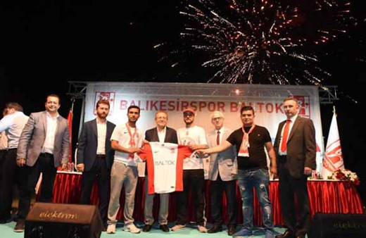  Başkan Uğur: Balıkesir ve Balıkesirspor'u marka yapacağız