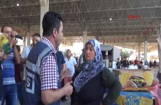 Pazarda sebze satarken FETÖ'den gözaltına alındı