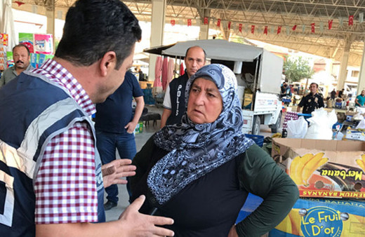 Pazarcı teyzenin başını bakın kim yakmış! İşin aslı ortaya çıktı