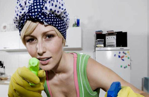 Çamaşır suyu ve dezenfektanlar hasta ediyor