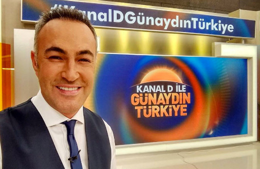 Murat Güloğlu mu İsmail Küçükkaya mı biri reytinglerde fena çakıldı!