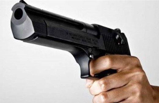 Denizli'de silahlı saldırı baba hayatını kaybetti oğlu ağır yaralı