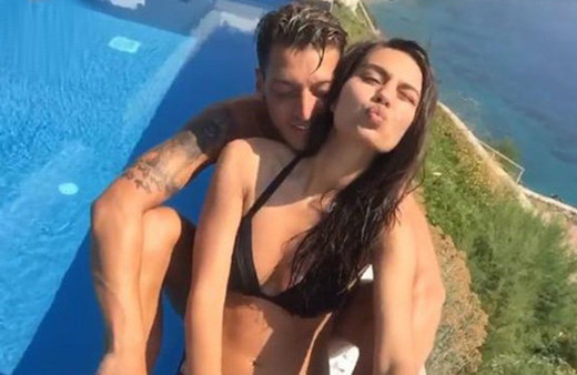 Amine Gülşe'den müjdeli haber