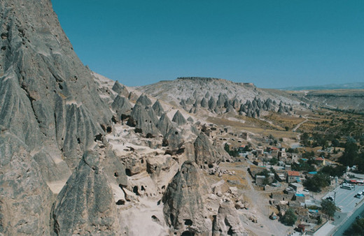  Aksaray'daki peri bacalarına her geçen gün ilgi artıyor