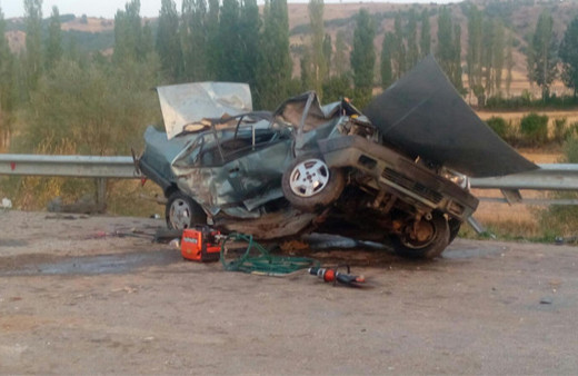 Çorum'da trafik kazası: 1 ölü, 3 yaralı 