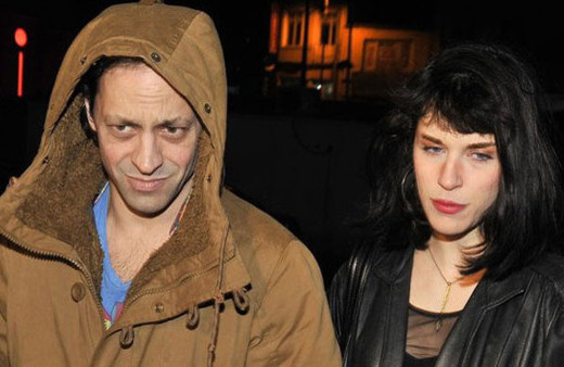 Kaan Tangöze ile Kvılcım Ural sokak ortasında birbirine girdi işte nedeni!