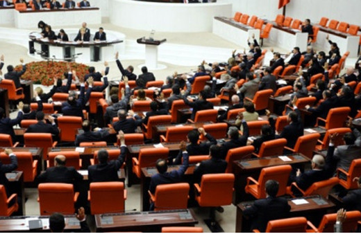 Milletvekillerine aylık 40 bin TL daha ödenek geliyor
