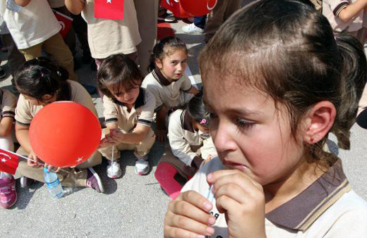 Bolu'da skandal tören! Öğrenciler perişan oldu