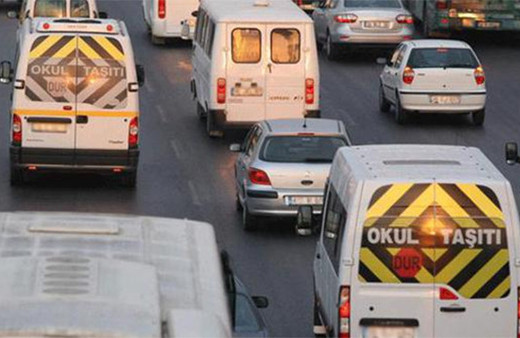 Okulların ilk gününde caza yağdı!