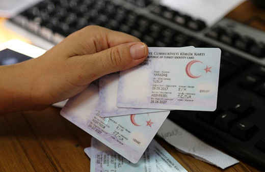 Gece gündüz kimlik kartı basılıyor