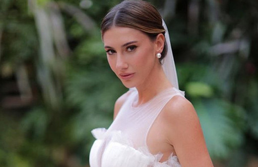 Şeyma Subaşı'nın gelinliği elbise çıktı işte orjinal hali