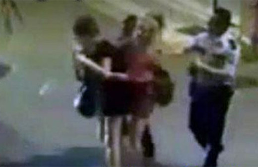 Tacize uğrayan kızları dövmüştü: O polis için flaş gelişme!