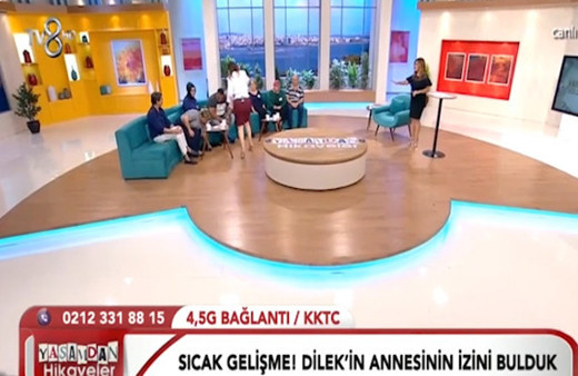 Canlı yayını kedi bastı!