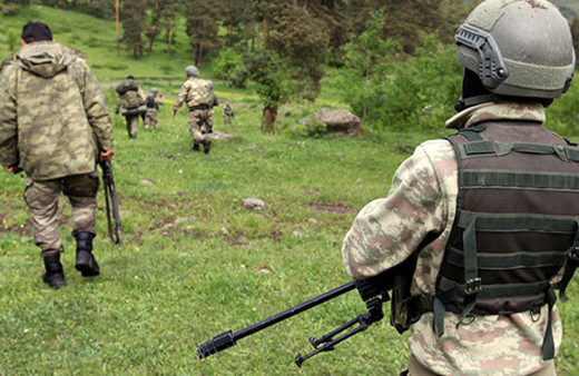 Kış hazırlığı yapan teröristlere yönelik operasyon