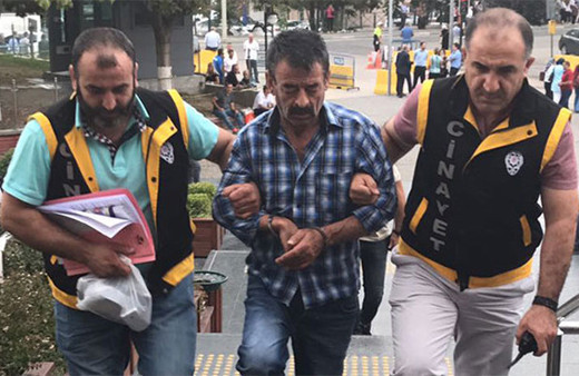 Hamile eşini bıçaklayarak öldürdü!