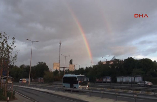 İstanbullulara gökkuşağı sürprizi