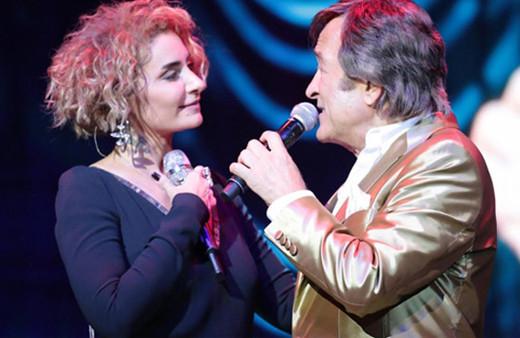 Harbiye'de Erol Evgin rüzgarı esti