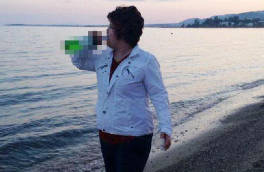 İçkili fotoğrafları AK Partili başkanın başını yaktı!