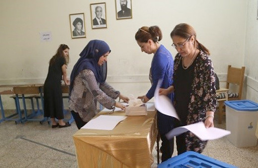 Bağımsız Kürt devleti referandumu başladı şok gelişmeler