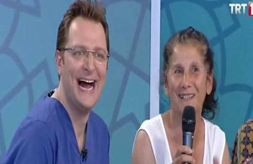 Canlı yayında güldüren soru 'Hamileyken dondurma yenirse...'