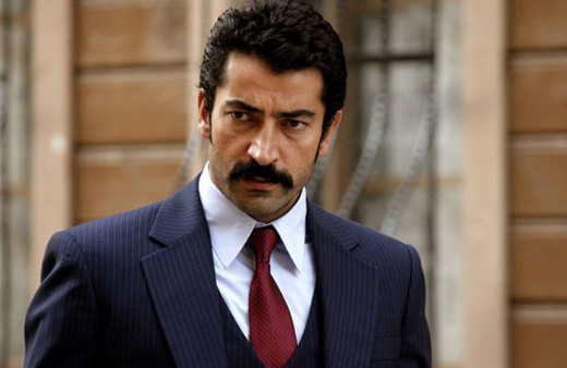 Kenan İmirzalıoğlu'nun yeni haline bakın Fatih dizisi için imaj değiştirdi