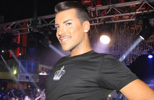 Kerimcan Durmaz yeni evine servet harcadı