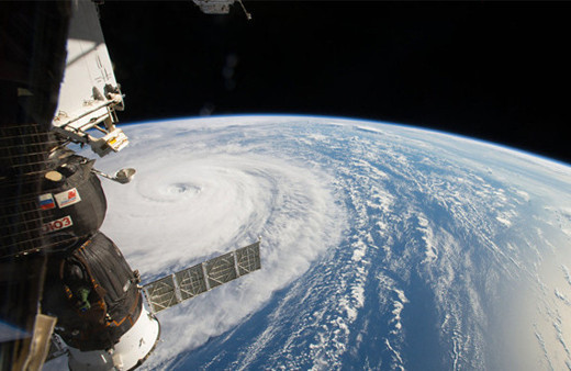 Dünyanın düz olduğunu kanıtlamak için tek başına uydu gönderiyor