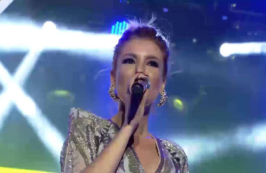 Gülben Ergen'in konserinde koltuklar bomboş kaldı