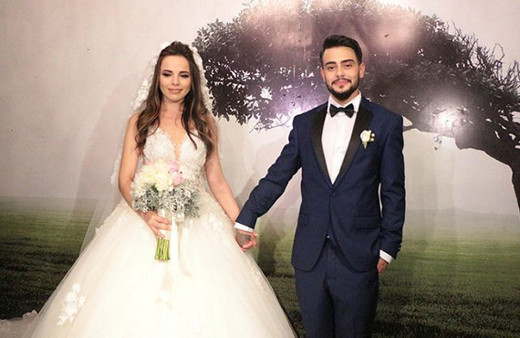 Yılın ikinci düğünü Rüzgar Erkoçlar ile Tuğba Beyazoğlu evlendi
