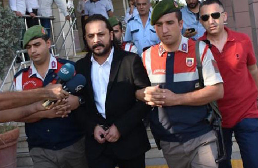 Emrah Serbes'in foyası ortayı çıktı! Meğer herkesi kandırmış