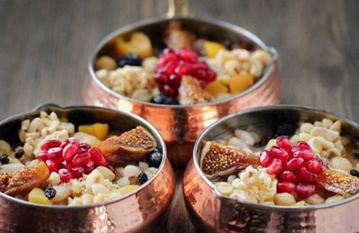 En kolay aşure tarifi: Aşure nasıl yapılır, hangi malzemeler kullanılır?